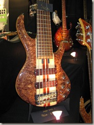 Fibenare Globe Bass (for giant hands)