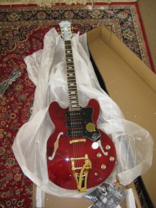 Epiphone Riviera P-93 Unboxing