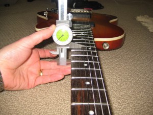 2011-03-27 Vox SSC33 Neck 011 Vox SSC33 Neck Thickness