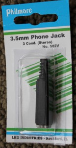 3.5mm female phone jack for headphones