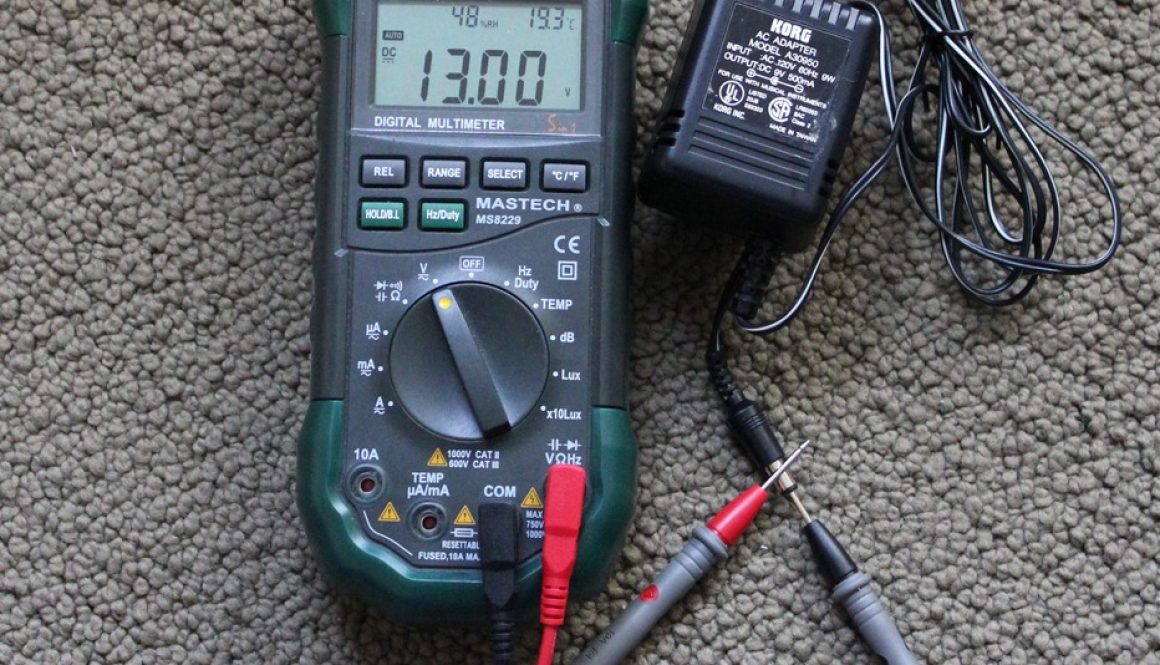 Measuring Korg 9V power supply