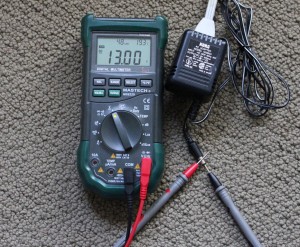 Measuring Korg 9V power supply