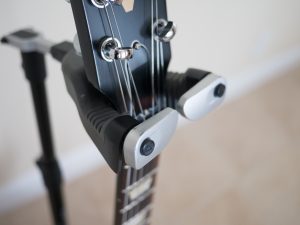 Ultimate Guitar Stand Gripping the SG